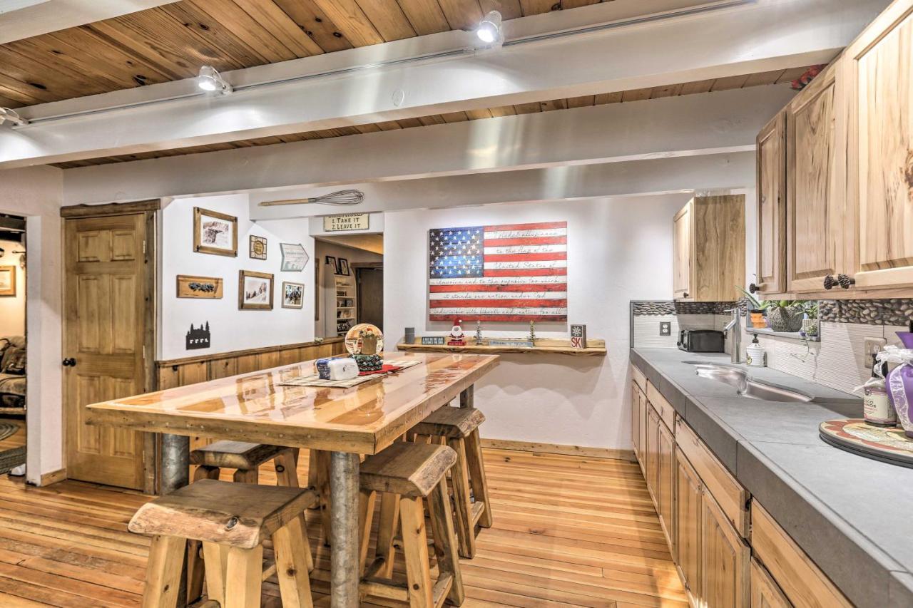 Quintessential Tahoe Cabin With Private Hot Tub เซาท์เลคทาโฮ ภายนอก รูปภาพ
